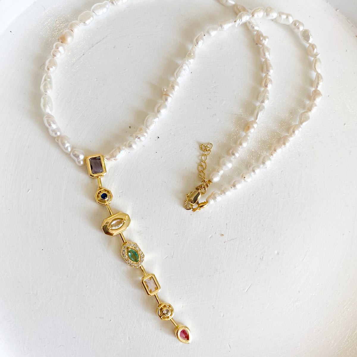 Freshwater Pearl Necklace with Multicolor Stones Pendant