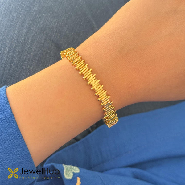 Elegant Gold Bar Bangle