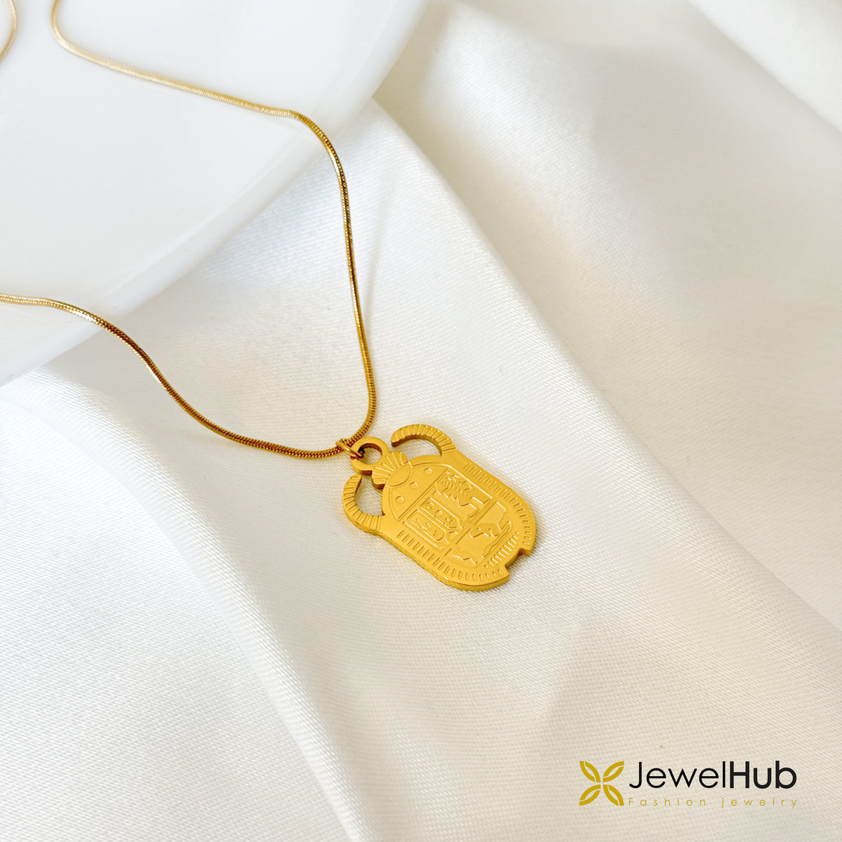 Golden Scarab Pendant Necklace