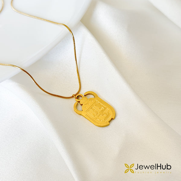 Golden Scarab Pendant Necklace