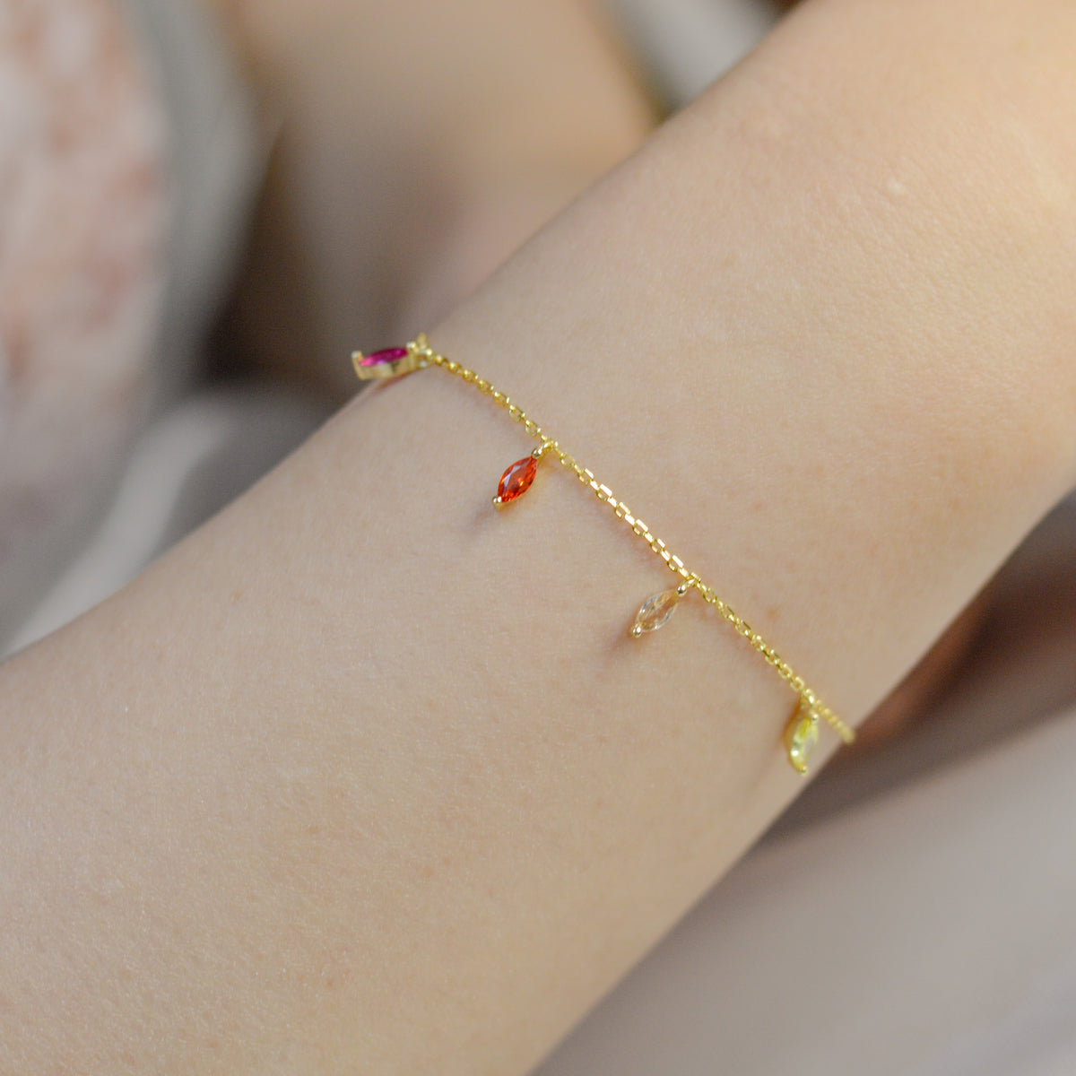 متعدد الكمثرى كريستال سوار