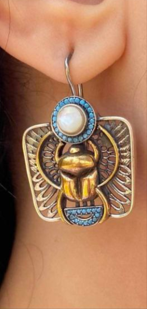 حلق الجعران من الفضة الاسترليني