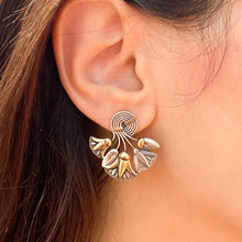 Load image into Gallery viewer, Bouquet of Lotus Flowers Silver Earring