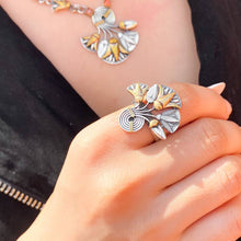 Load image into Gallery viewer, Bouquet of Lotus Flowers Silver Set