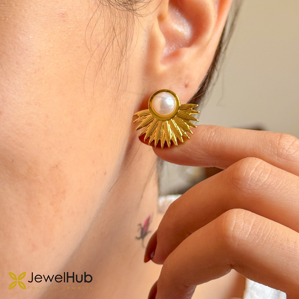Sunburst Pearl Earrings