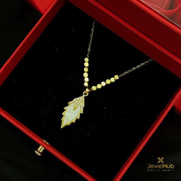 V-Leaf Shine Necklace