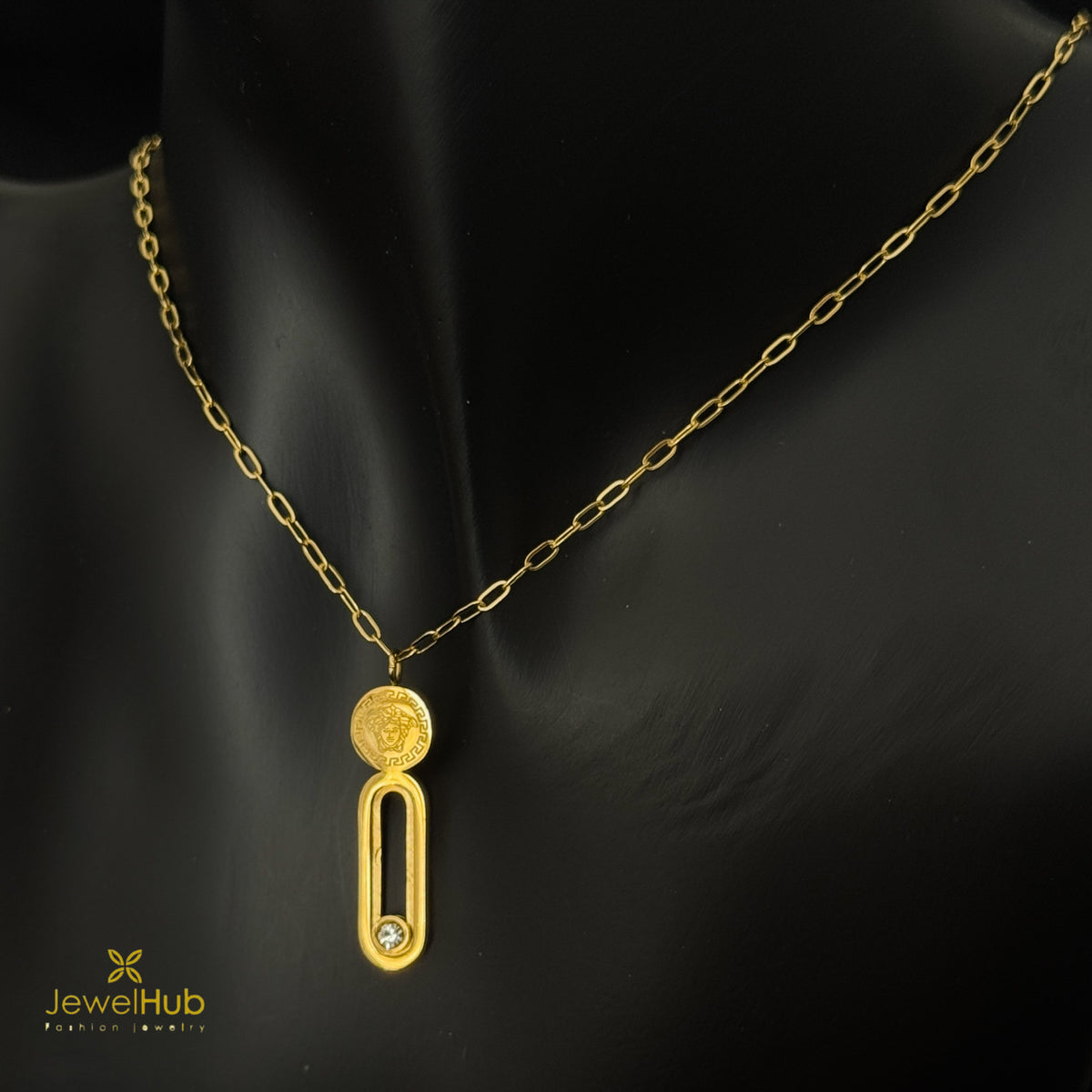 قلادة فيرساتشي بسلسلة كريستالية