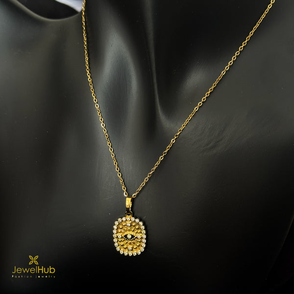 قلادة العين المتلألئة