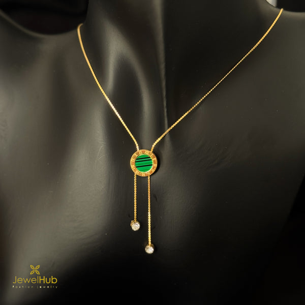 قلادة مدار الزمرد