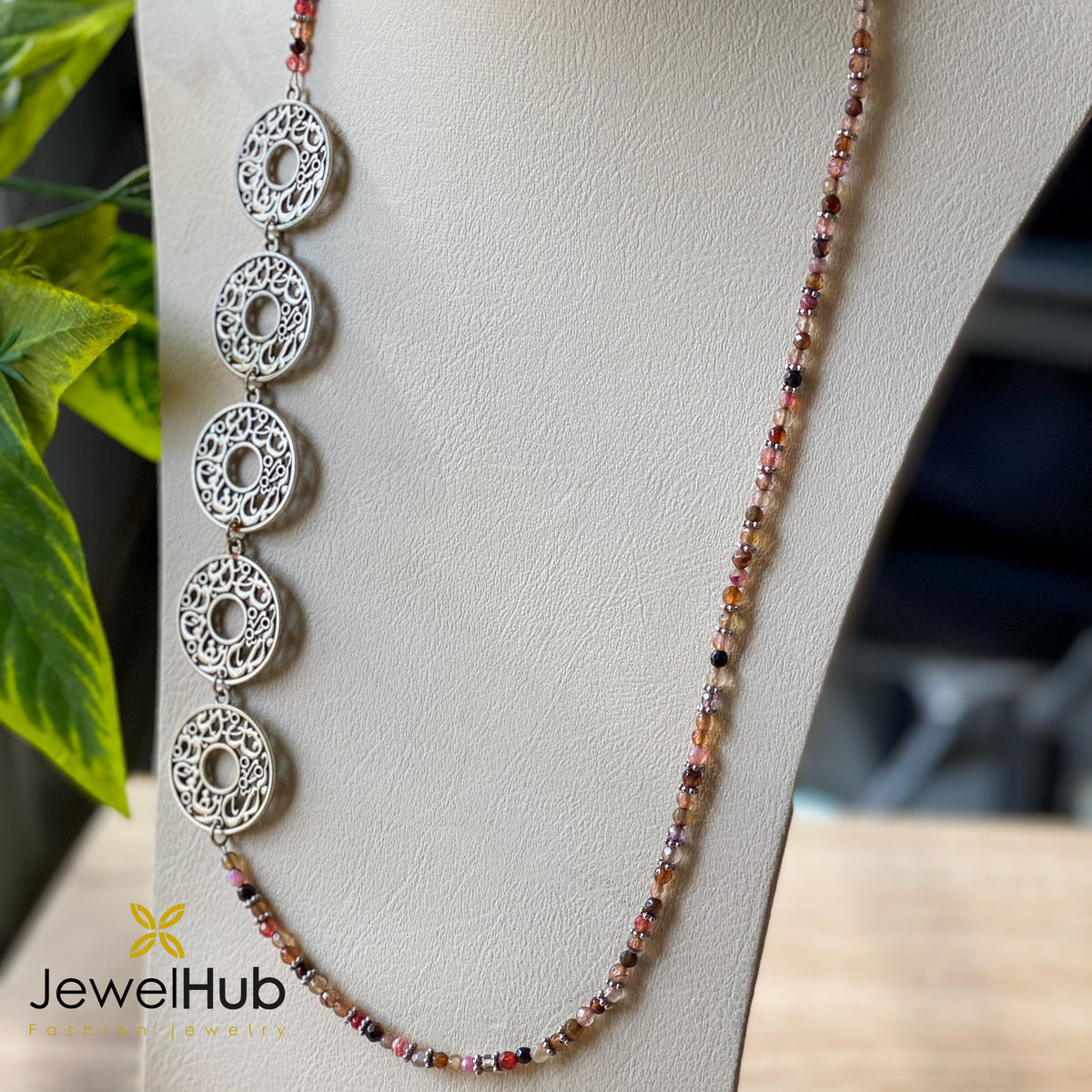 العقيق الملون خمس المعلقات العربية