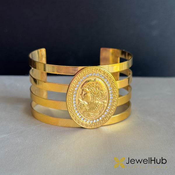 Cameo Grace Bangle