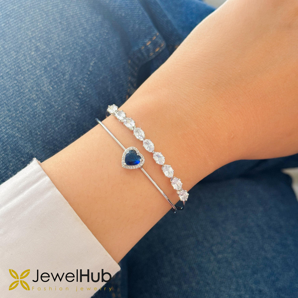Lovely Shine Bangle