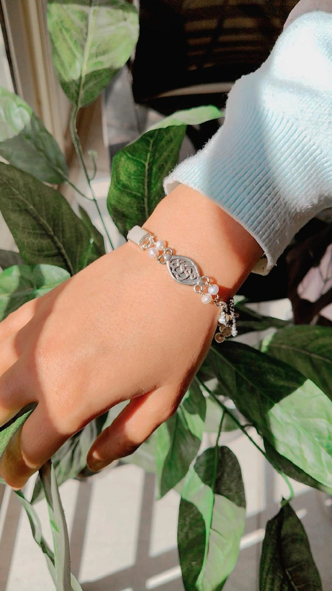 مُوَدّة – Mother of Pearl Bracelet