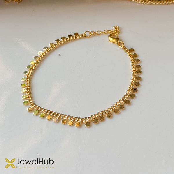 Disc Curb Bracelet