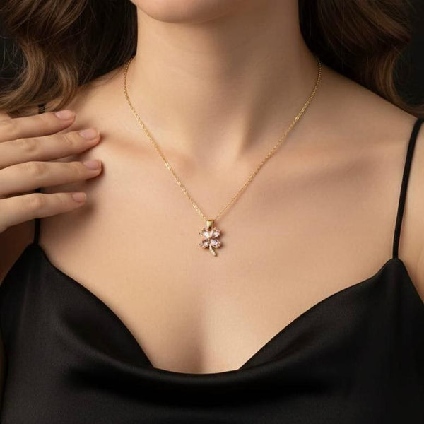 قلادة كريستال ورقة الحظ