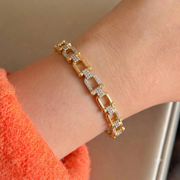 Aura Link  Bangle