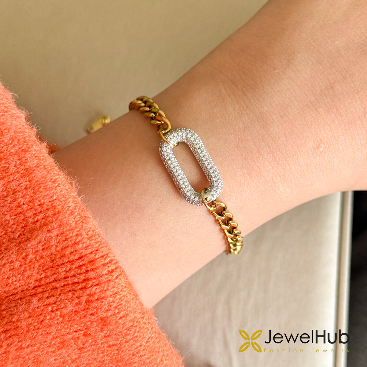 Round Cuff Bracelet