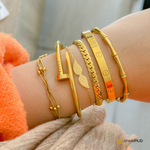 The Six-Piece Mega Stack
