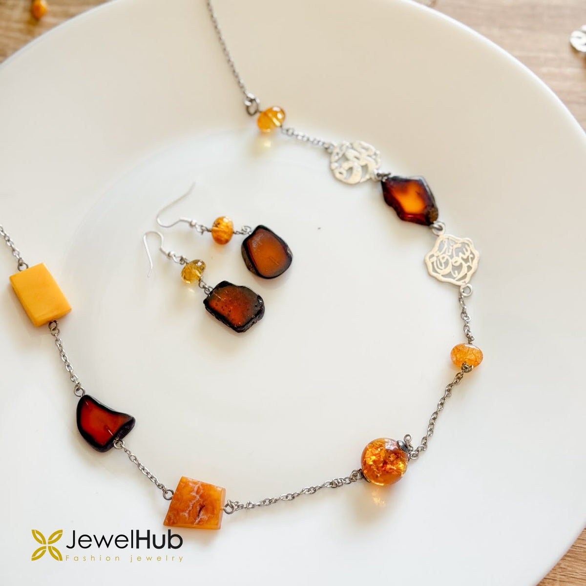 Amber Stone & Calligraphy Coin Station Set شوق / مودة