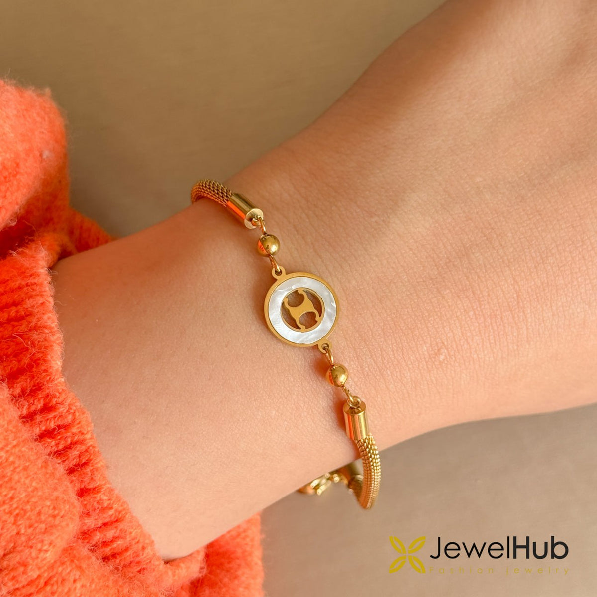 Cylindrical Link with Halo Bracelet
