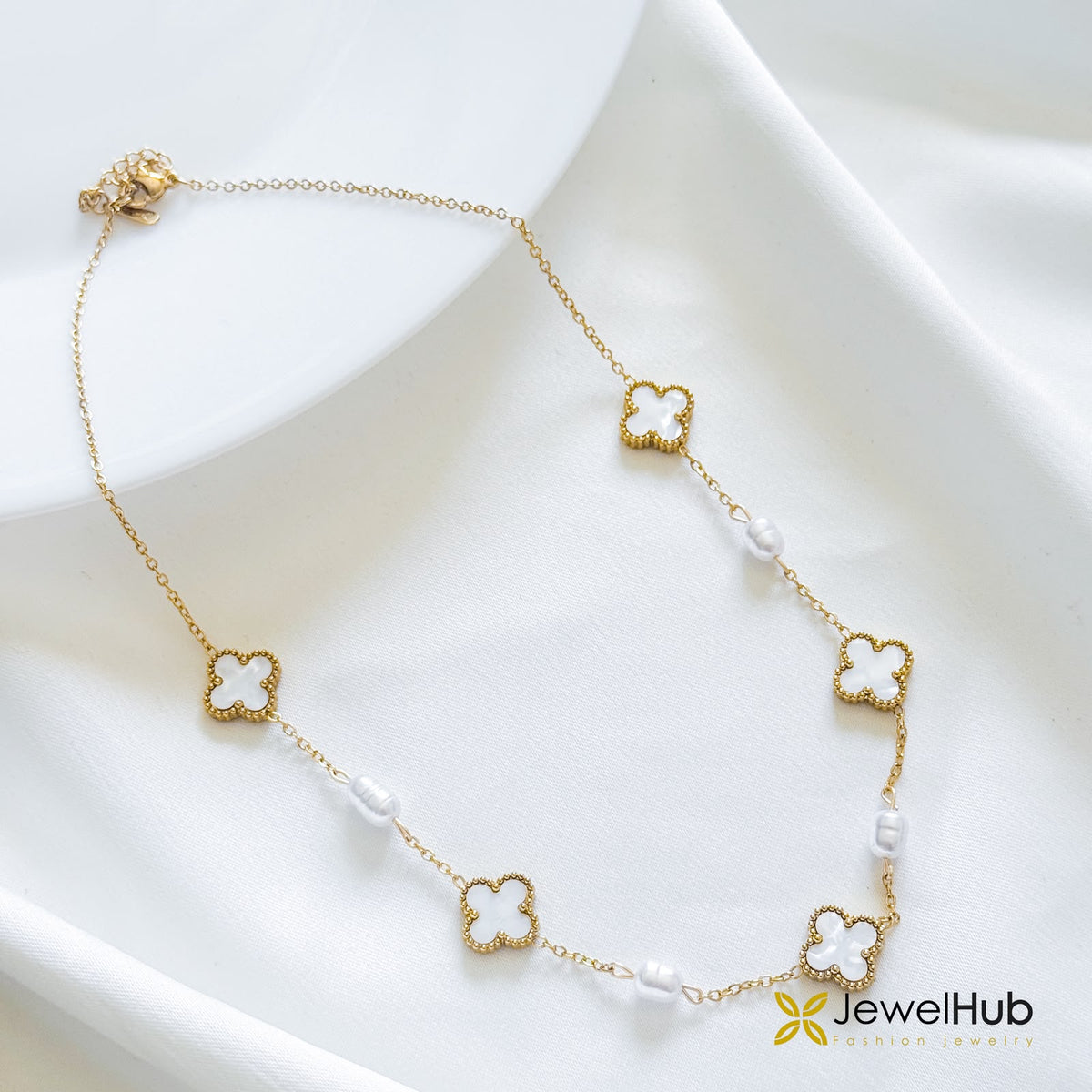 Van Cleef Pearls Necklace