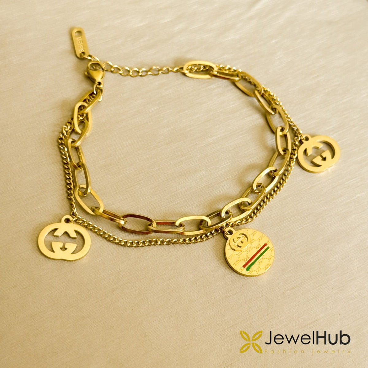 Gucci Interlocking GG Bracelet