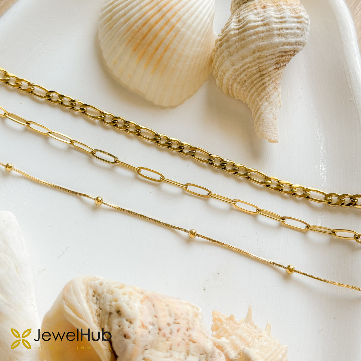 مجموعة الأساور الثلاثية (ذهبي/فضي)