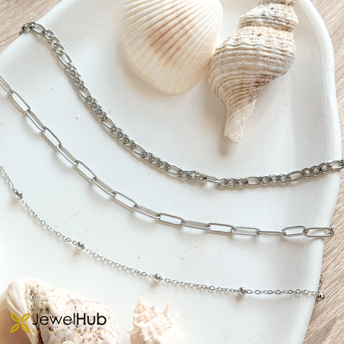 مجموعة الأساور الثلاثية (ذهبي/فضي)